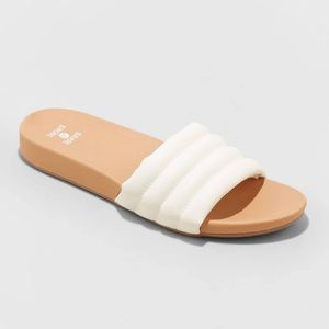 Shade & Shore Sandals- never worn! Women’s size 10